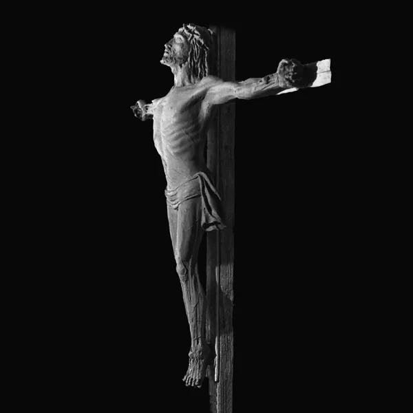 "Crocifisso" 1982 bronzo cm180 x 170 Chiesa SS. Rosario Vittoria (RG)