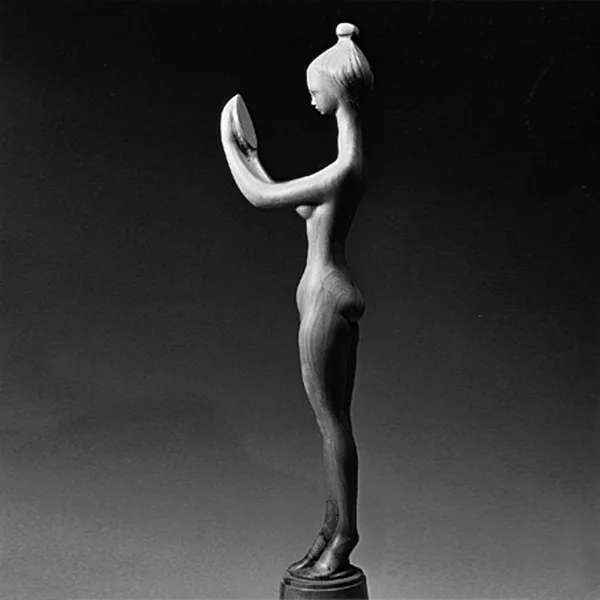 "Donna che si specchia" 1981 legno cm 48x12x8