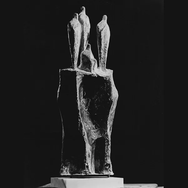 "Le donne dei marinai" 1965, cemento nero, cm 70x30x15