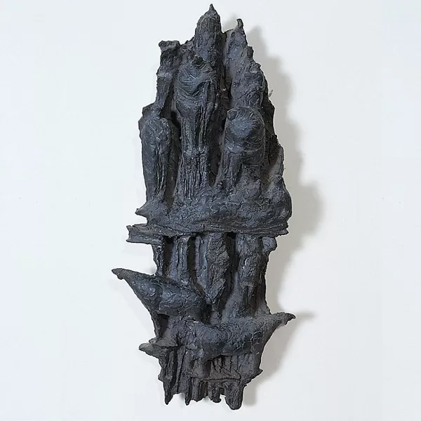 "Pastori sulla rupe" 1966 ceramica nero opaco metallico cm 58x26